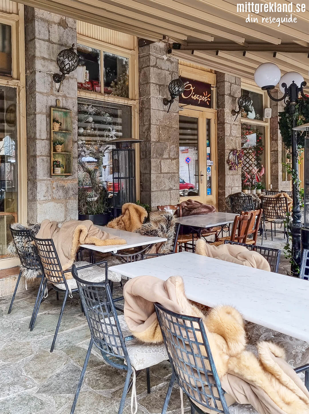 Restaurang Oistros, Aráchova